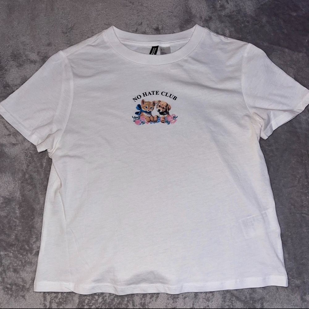 H&M kitty and puppy white t-shirt/ top/ shirt